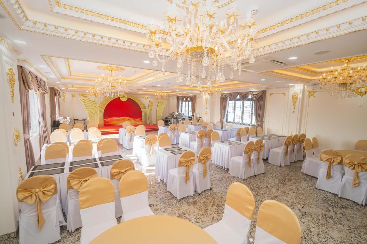 New Palace Hotel Куангнгай Экстерьер фото